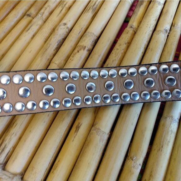 NWOT Black Suede Large Diamond Rhinestones Intricate Silver Embellished Buckle M - Picture 12 of 15